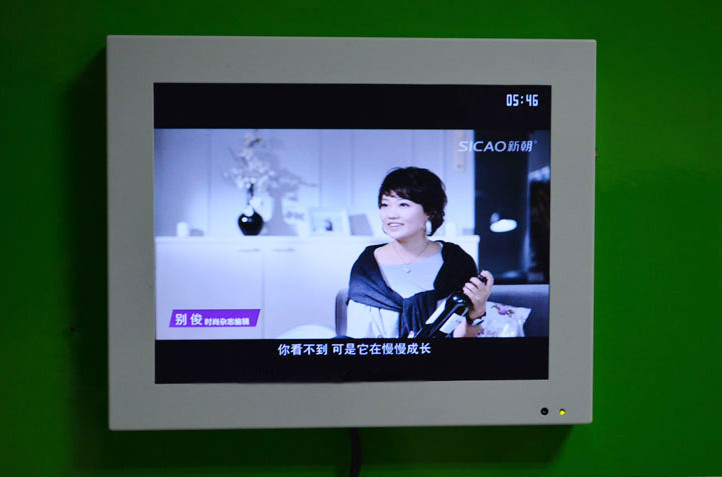 22 calowy naścienny LCD Digital Signage, odkryty LCD Reklama gracza